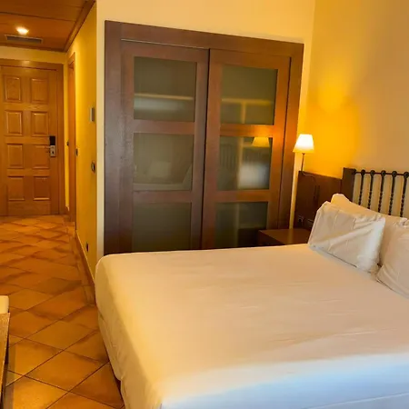 Sercotel Renacimiento Hotel