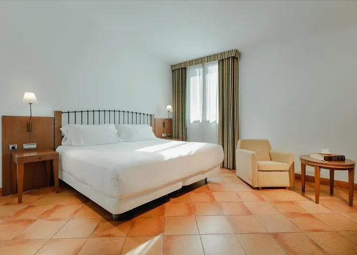 Sercotel Renacimiento Hotel 4*