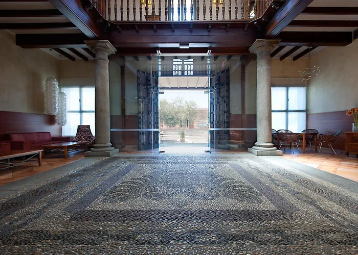 Sercotel Renacimiento Hotel