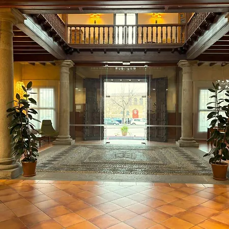 Отель Sercotel Renacimiento