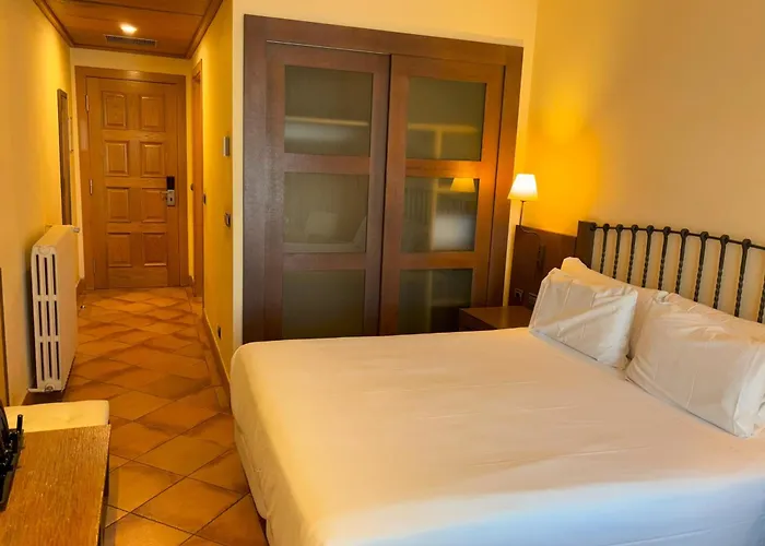 Sercotel Renacimiento מלון