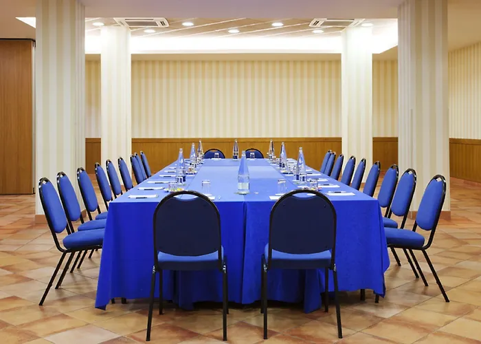 Sercotel Renacimiento 4* טולדו